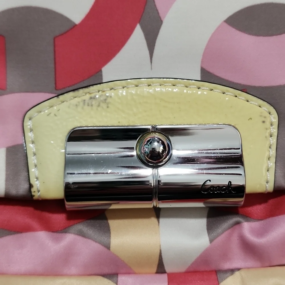 Coach Kristin Chain Link Bag - Picture 5 of 11